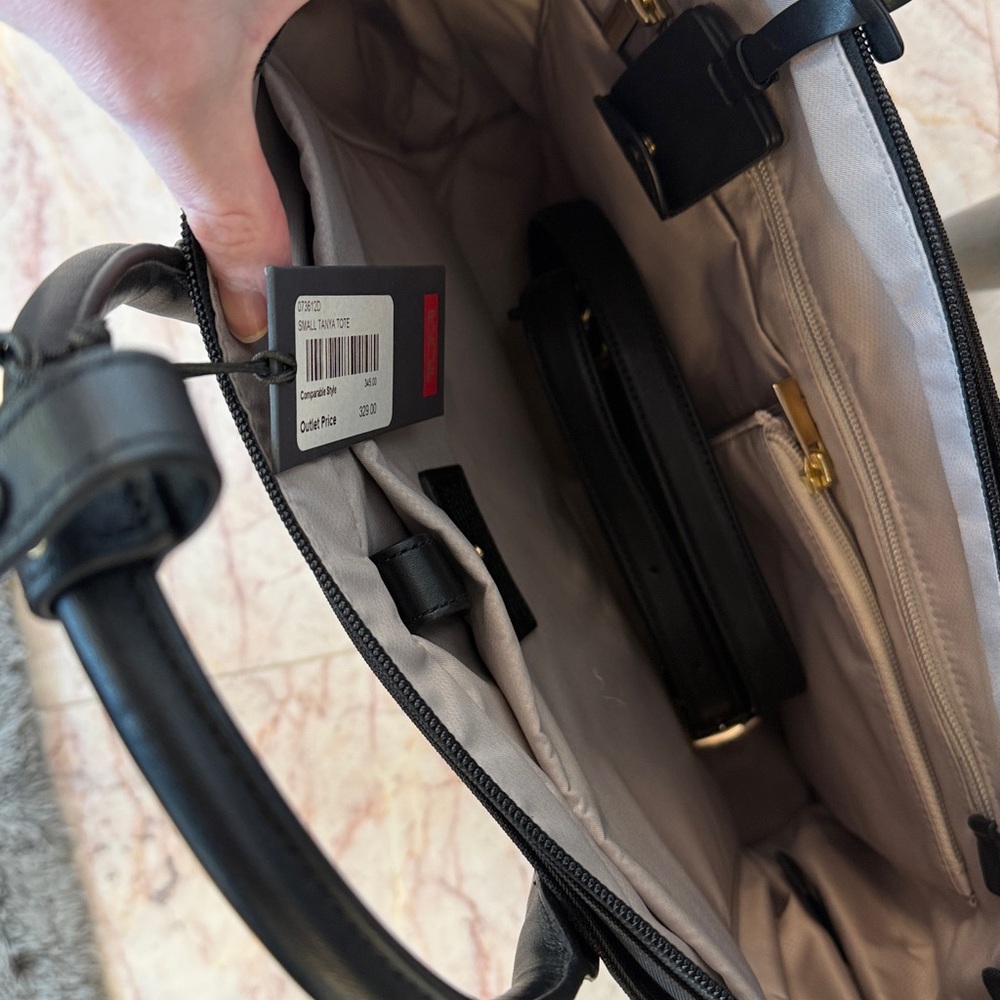 Brand new belt and purse. - Picture 4 of 4